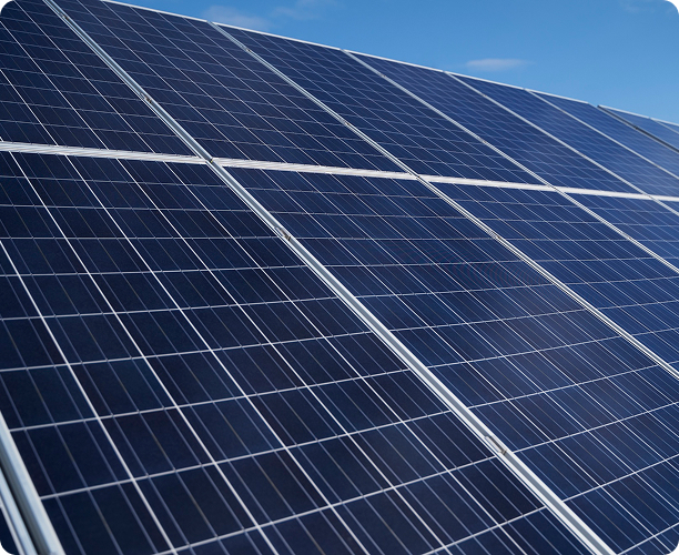 low-angle-solar-pannels-arrangement-1
